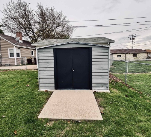 4933 Illinois, LOVES PARK, Illinois 61111, 2 Bedrooms Bedrooms, ,1 BathroomBathrooms,House,For Sale,Illinois,202602405