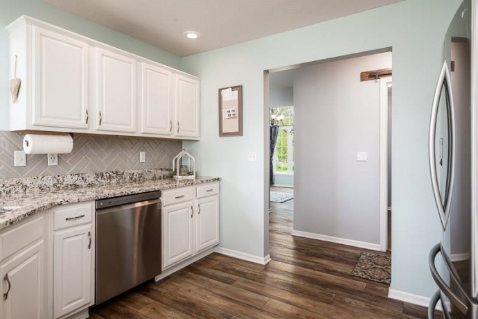 640 Par, BELVIDERE, Illinois 61008, 4 Bedrooms Bedrooms, ,3 BathroomsBathrooms,House,For Sale,Par,202602410