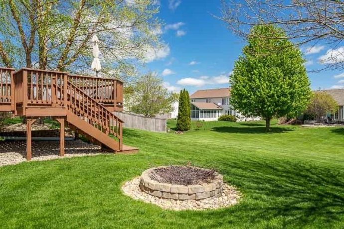 640 Par, BELVIDERE, Illinois 61008, 4 Bedrooms Bedrooms, ,3 BathroomsBathrooms,House,For Sale,Par,202602410