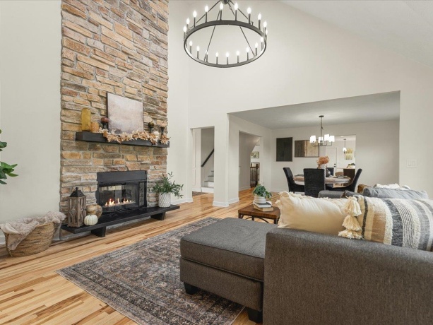 9281 Auburn, WINNEBAGO, Illinois 61088, 6 Bedrooms Bedrooms, ,5 BathroomsBathrooms,House,For Sale,Auburn,202602412