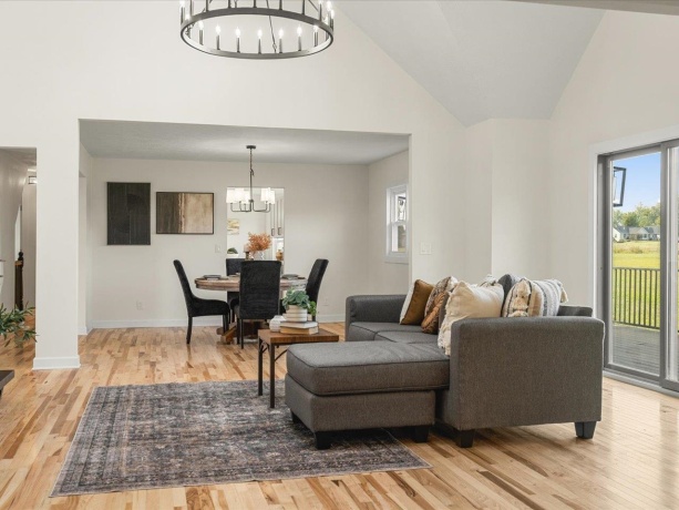 9281 Auburn, WINNEBAGO, Illinois 61088, 6 Bedrooms Bedrooms, ,5 BathroomsBathrooms,House,For Sale,Auburn,202602412