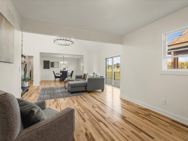 9281 Auburn, WINNEBAGO, Illinois 61088, 6 Bedrooms Bedrooms, ,5 BathroomsBathrooms,House,For Sale,Auburn,202602412