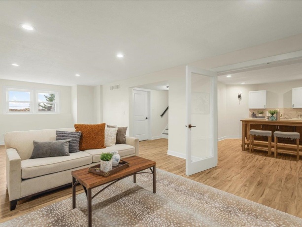 9281 Auburn, WINNEBAGO, Illinois 61088, 6 Bedrooms Bedrooms, ,5 BathroomsBathrooms,House,For Sale,Auburn,202602412