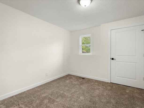 9281 Auburn, WINNEBAGO, Illinois 61088, 6 Bedrooms Bedrooms, ,5 BathroomsBathrooms,House,For Sale,Auburn,202602412