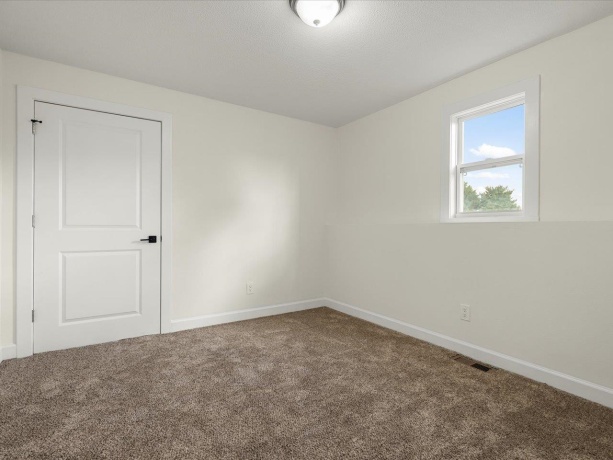 9281 Auburn, WINNEBAGO, Illinois 61088, 6 Bedrooms Bedrooms, ,5 BathroomsBathrooms,House,For Sale,Auburn,202602412