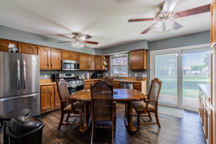 209 Brown, EARLVILLE, Illinois 60518, 4 Bedrooms Bedrooms, ,3 BathroomsBathrooms,House,For Sale,Brown,202602413