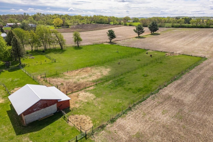 10160 Cemetery, PECATONICA, Illinois 61063, 4 Bedrooms Bedrooms, ,2 BathroomsBathrooms,House,For Sale,Cemetery,202602414