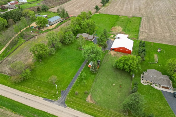 10160 Cemetery, PECATONICA, Illinois 61063, 4 Bedrooms Bedrooms, ,2 BathroomsBathrooms,House,For Sale,Cemetery,202602414