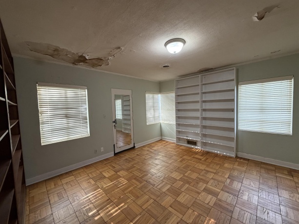 1822 State, ROCKFORD, Illinois 61104, 1 Bedroom Bedrooms, ,1 BathroomBathrooms,House,For Sale,State,202602416