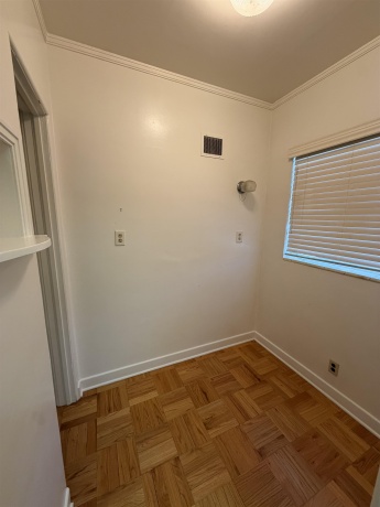 1822 State, ROCKFORD, Illinois 61104, 1 Bedroom Bedrooms, ,1 BathroomBathrooms,House,For Sale,State,202602416