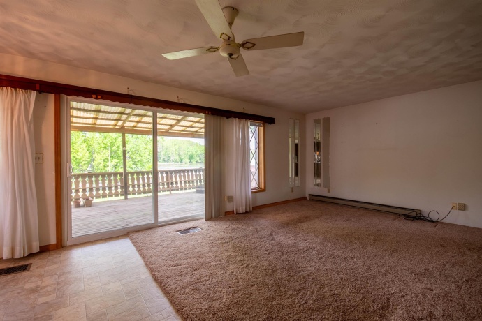 1839 1st, DIXON, Illinois 61021, 3 Bedrooms Bedrooms, ,1 BathroomBathrooms,House,For Sale,1st,202602417
