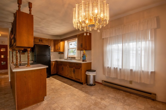 1839 1st, DIXON, Illinois 61021, 3 Bedrooms Bedrooms, ,1 BathroomBathrooms,House,For Sale,1st,202602417