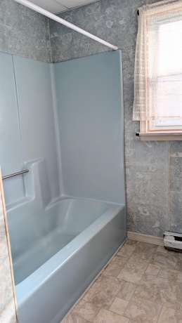 1839 1st, DIXON, Illinois 61021, 3 Bedrooms Bedrooms, ,1 BathroomBathrooms,House,For Sale,1st,202602417