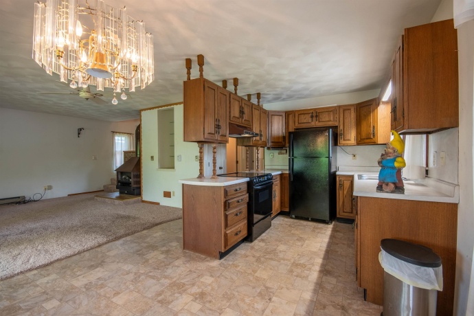 1839 1st, DIXON, Illinois 61021, 3 Bedrooms Bedrooms, ,1 BathroomBathrooms,House,For Sale,1st,202602417