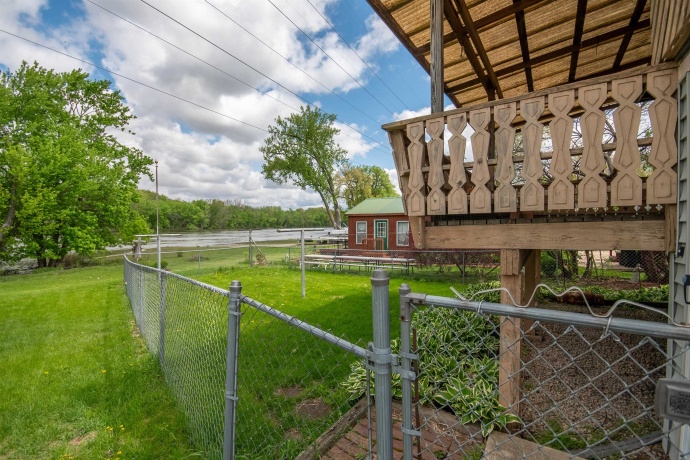 1839 1st, DIXON, Illinois 61021, 3 Bedrooms Bedrooms, ,1 BathroomBathrooms,House,For Sale,1st,202602417
