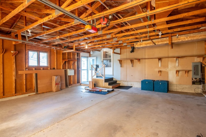 1839 1st, DIXON, Illinois 61021, 3 Bedrooms Bedrooms, ,1 BathroomBathrooms,House,For Sale,1st,202602417