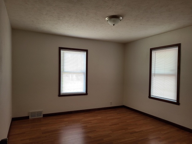 1823 East Gate, ROCKFORD, Illinois 61108, 4 Bedrooms Bedrooms, ,3 BathroomsBathrooms,House,For Sale,East Gate,202602419