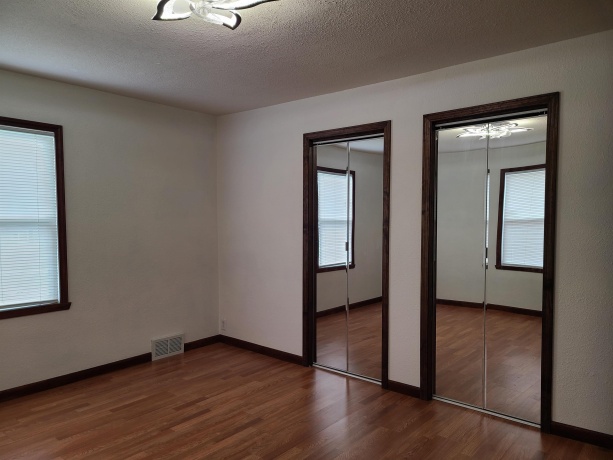 1823 East Gate, ROCKFORD, Illinois 61108, 4 Bedrooms Bedrooms, ,3 BathroomsBathrooms,House,For Sale,East Gate,202602419
