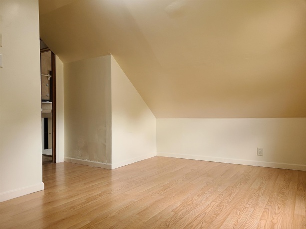 1823 East Gate, ROCKFORD, Illinois 61108, 4 Bedrooms Bedrooms, ,3 BathroomsBathrooms,House,For Sale,East Gate,202602419