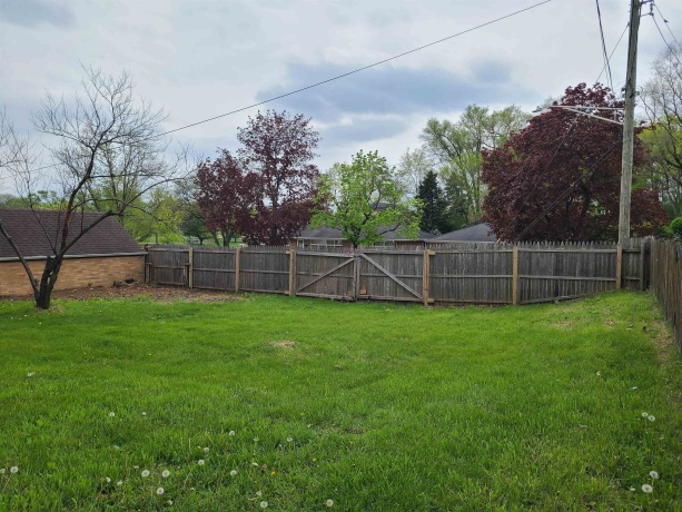 1823 East Gate, ROCKFORD, Illinois 61108, 4 Bedrooms Bedrooms, ,3 BathroomsBathrooms,House,For Sale,East Gate,202602419