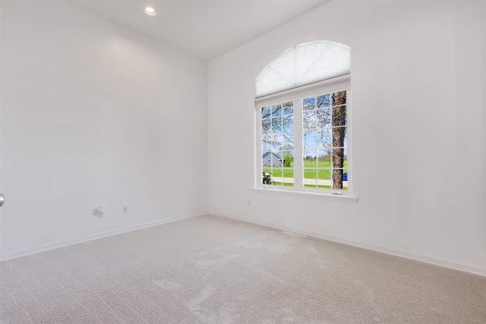 3833 Westlake Village, WINNEBAGO, Illinois 61088, 5 Bedrooms Bedrooms, ,3 BathroomsBathrooms,House,For Sale,Westlake Village,202602422