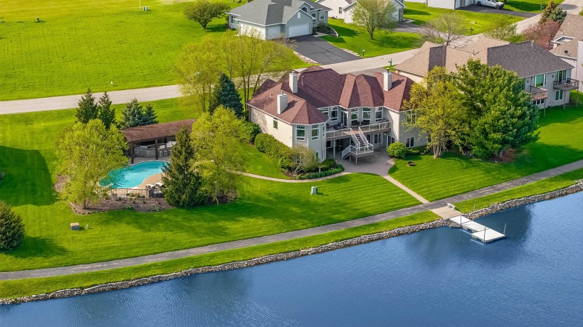 3833 Westlake Village, WINNEBAGO, Illinois 61088, 5 Bedrooms Bedrooms, ,3 BathroomsBathrooms,House,For Sale,Westlake Village,202602422