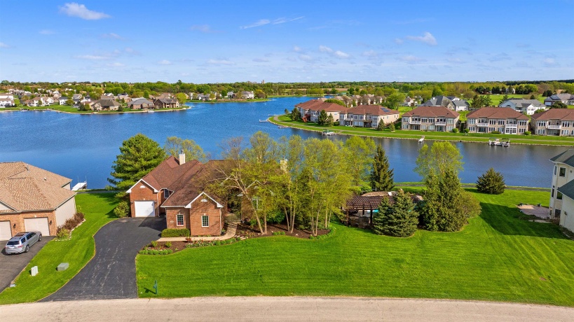 3833 Westlake Village, WINNEBAGO, Illinois 61088, 5 Bedrooms Bedrooms, ,3 BathroomsBathrooms,House,For Sale,Westlake Village,202602422