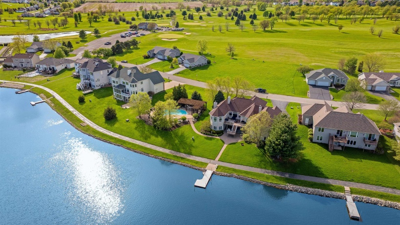 3833 Westlake Village, WINNEBAGO, Illinois 61088, 5 Bedrooms Bedrooms, ,3 BathroomsBathrooms,House,For Sale,Westlake Village,202602422