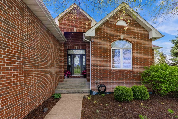 3833 Westlake Village, WINNEBAGO, Illinois 61088, 5 Bedrooms Bedrooms, ,3 BathroomsBathrooms,House,For Sale,Westlake Village,202602422