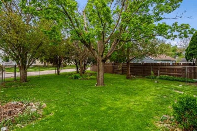541 Roscoe, SOUTH BELOIT, Illinois 61080, 2 Bedrooms Bedrooms, ,1 BathroomBathrooms,House,For Sale,Roscoe,202602423