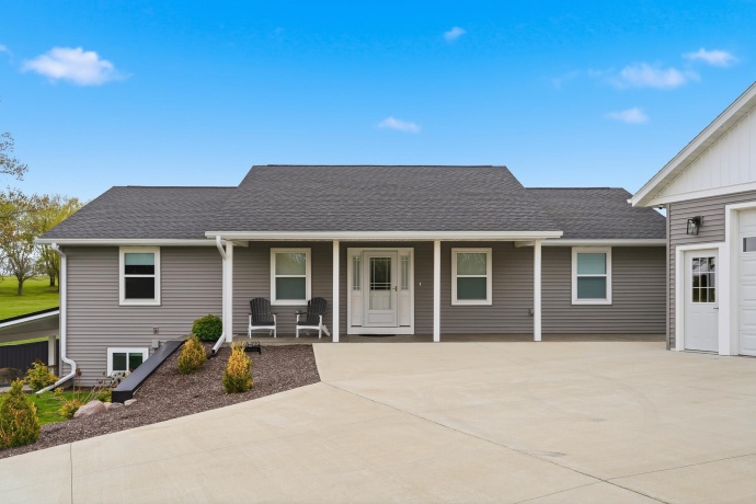 24-123 Wagon Wheel, LAKE CARROLL, Illinois 61046, 4 Bedrooms Bedrooms, ,3 BathroomsBathrooms,House,For Sale,Wagon Wheel,202602428