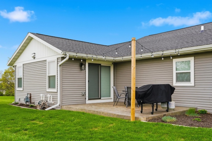 24-123 Wagon Wheel, LAKE CARROLL, Illinois 61046, 4 Bedrooms Bedrooms, ,3 BathroomsBathrooms,House,For Sale,Wagon Wheel,202602428
