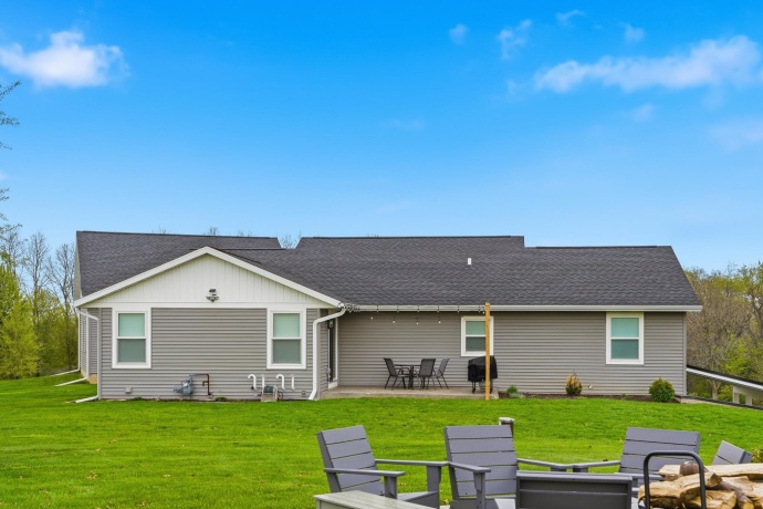 24-123 Wagon Wheel, LAKE CARROLL, Illinois 61046, 4 Bedrooms Bedrooms, ,3 BathroomsBathrooms,House,For Sale,Wagon Wheel,202602428