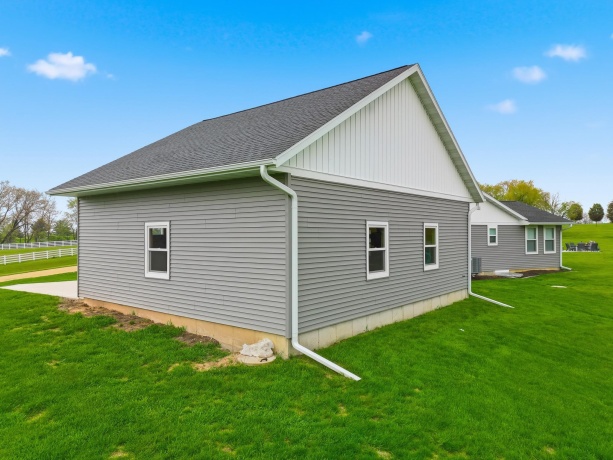 24-123 Wagon Wheel, LAKE CARROLL, Illinois 61046, 4 Bedrooms Bedrooms, ,3 BathroomsBathrooms,House,For Sale,Wagon Wheel,202602428