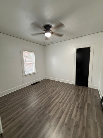 1209 21st, ROCKFORD, Illinois 61104, 2 Bedrooms Bedrooms, ,1 BathroomBathrooms,House,For Sale,21st,202602429