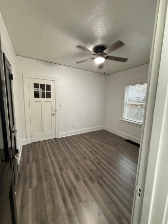 1209 21st, ROCKFORD, Illinois 61104, 2 Bedrooms Bedrooms, ,1 BathroomBathrooms,House,For Sale,21st,202602429