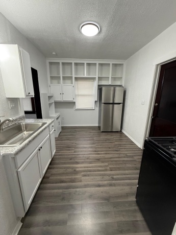 1211 21st, ROCKFORD, Illinois 61104, 2 Bedrooms Bedrooms, ,1 BathroomBathrooms,House,For Sale,21st,202602430