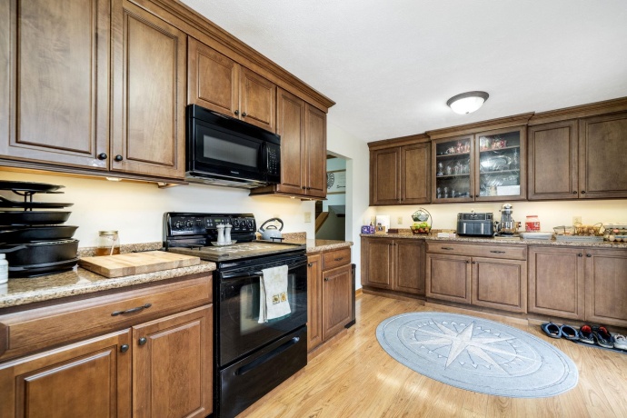 8604 Carradale, CALEDONIA, Illinois 61011, 4 Bedrooms Bedrooms, ,2 BathroomsBathrooms,House,For Sale,Carradale,202602431