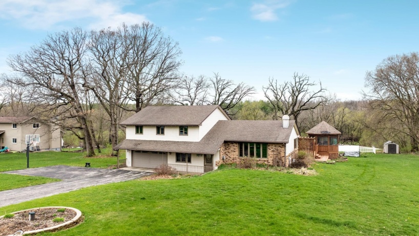 8604 Carradale, CALEDONIA, Illinois 61011, 4 Bedrooms Bedrooms, ,2 BathroomsBathrooms,House,For Sale,Carradale,202602431