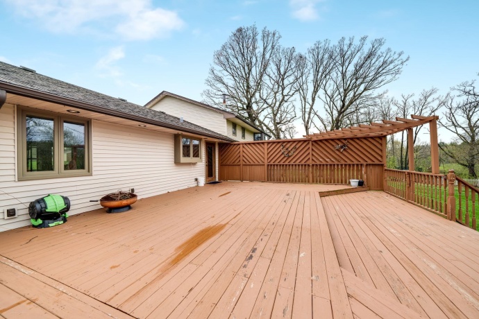 8604 Carradale, CALEDONIA, Illinois 61011, 4 Bedrooms Bedrooms, ,2 BathroomsBathrooms,House,For Sale,Carradale,202602431