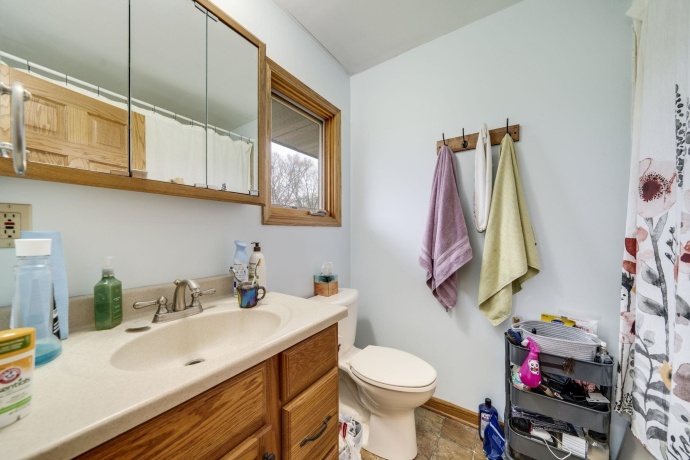 8604 Carradale, CALEDONIA, Illinois 61011, 4 Bedrooms Bedrooms, ,2 BathroomsBathrooms,House,For Sale,Carradale,202602431