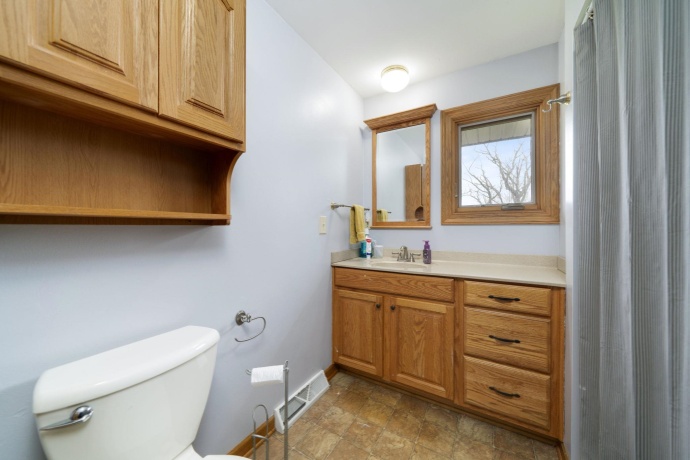 8604 Carradale, CALEDONIA, Illinois 61011, 4 Bedrooms Bedrooms, ,2 BathroomsBathrooms,House,For Sale,Carradale,202602431