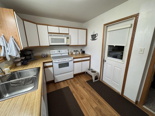 317 Walnut, SHANNON, Illinois 61078, 4 Bedrooms Bedrooms, ,2 BathroomsBathrooms,House,For Sale,Walnut,202602432