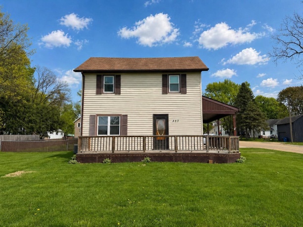 317 Walnut, SHANNON, Illinois 61078, 4 Bedrooms Bedrooms, ,2 BathroomsBathrooms,House,For Sale,Walnut,202602432