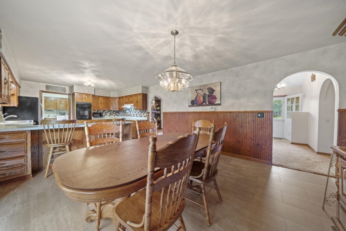 2600 East Ct, BELVIDERE, Illinois 61008, 6 Bedrooms Bedrooms, ,2 BathroomsBathrooms,House,For Sale,East Ct,202602433