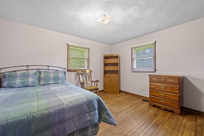 2600 East Ct, BELVIDERE, Illinois 61008, 6 Bedrooms Bedrooms, ,2 BathroomsBathrooms,House,For Sale,East Ct,202602433