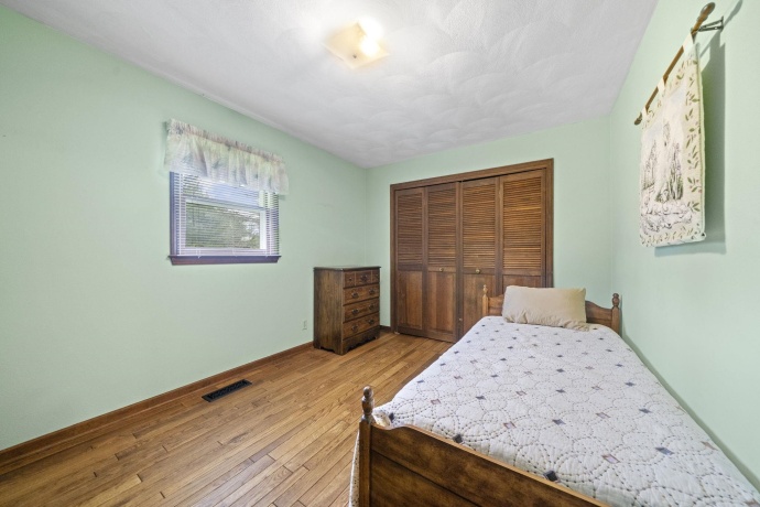 2600 East Ct, BELVIDERE, Illinois 61008, 6 Bedrooms Bedrooms, ,2 BathroomsBathrooms,House,For Sale,East Ct,202602433