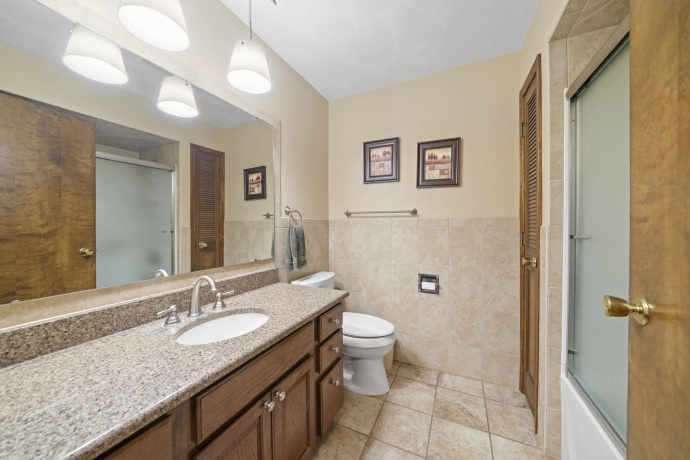 2600 East Ct, BELVIDERE, Illinois 61008, 6 Bedrooms Bedrooms, ,2 BathroomsBathrooms,House,For Sale,East Ct,202602433