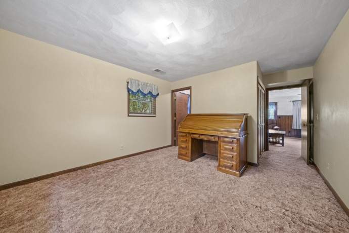 2600 East Ct, BELVIDERE, Illinois 61008, 6 Bedrooms Bedrooms, ,2 BathroomsBathrooms,House,For Sale,East Ct,202602433