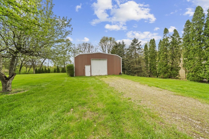 2600 East Ct, BELVIDERE, Illinois 61008, 6 Bedrooms Bedrooms, ,2 BathroomsBathrooms,House,For Sale,East Ct,202602433